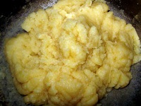 Приготовить картофельное пюре